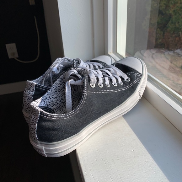 Black CONVERSE All ⭐️ - Picture 2 of 5